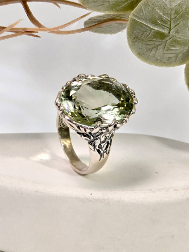 Серебряное кольцо